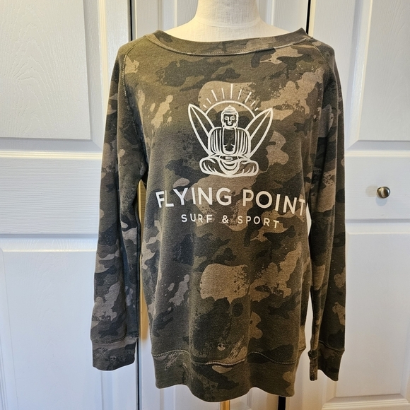 MV Sport Flying Point Surf & Sport Camo Sweatshirt size L - Picture 1 of 6